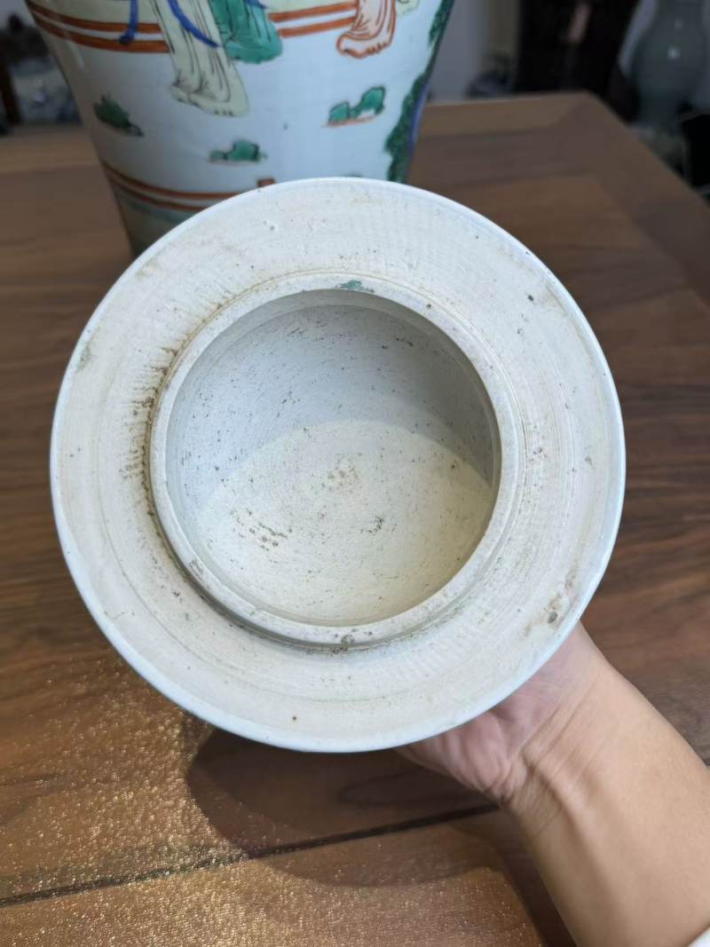 清晚期 五彩庭院仕女游园将军罐 - 图11