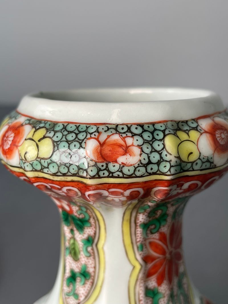 清晚期 五彩花鸟洗口瓶 - 图27