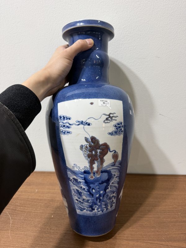 清康熙 洒蓝釉开光青花釉里红麒麟纹瓶（一对） - 图8