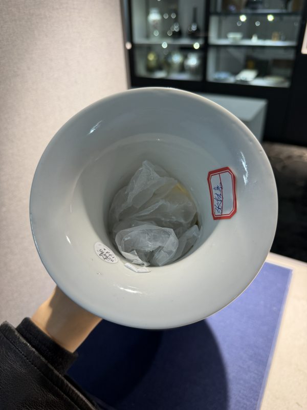 清至民国 粉彩花鸟瓶、盘、碗一组 - 图8