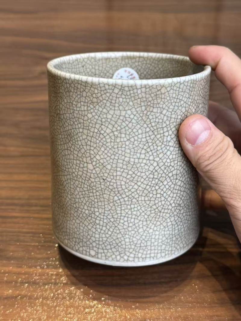 清乾隆哥釉笔筒 - 图4