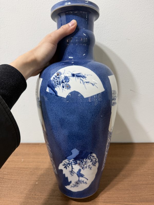清康熙 洒蓝釉开光青花釉里红麒麟纹瓶（一对） - 图9