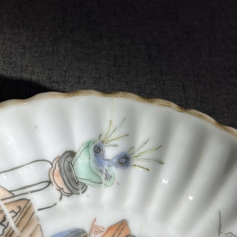 清咸丰粉彩仕女人物盘 - 图10
