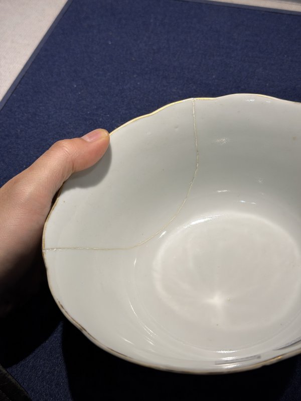 清道光 粉彩人物故事图花口碗 - 图6