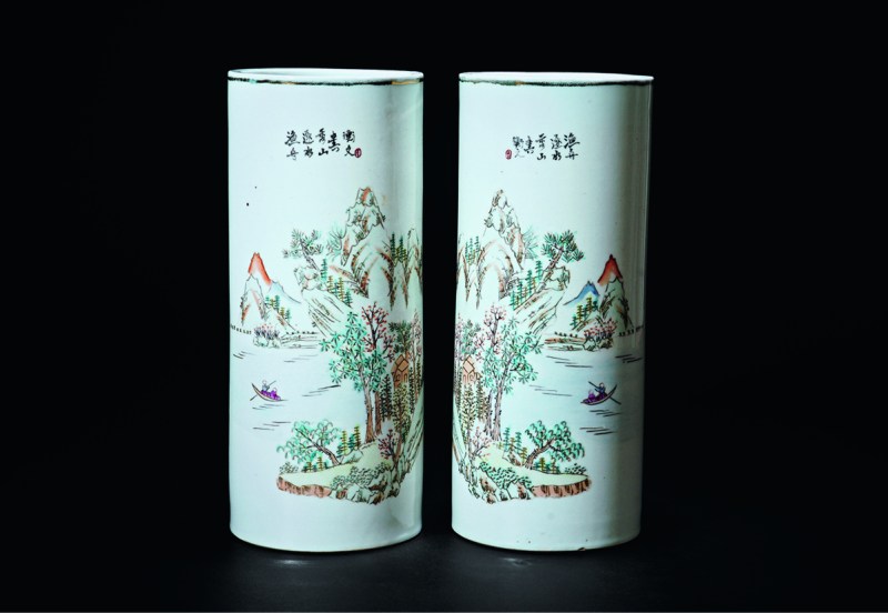 民国 衡文制浅绛彩山水人物帽筒 一对 - 图1
