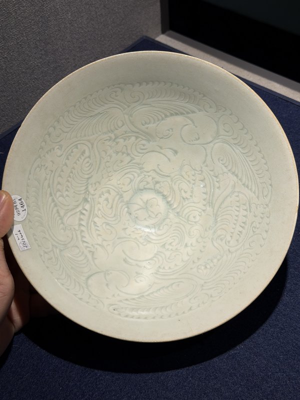 明 青白瓷婴戏碗一对 - 图3