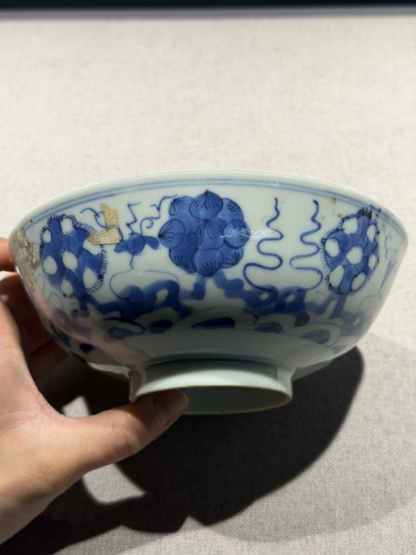 清代 青花人物故事及缠枝花卉纹碗一组六件 - 图26