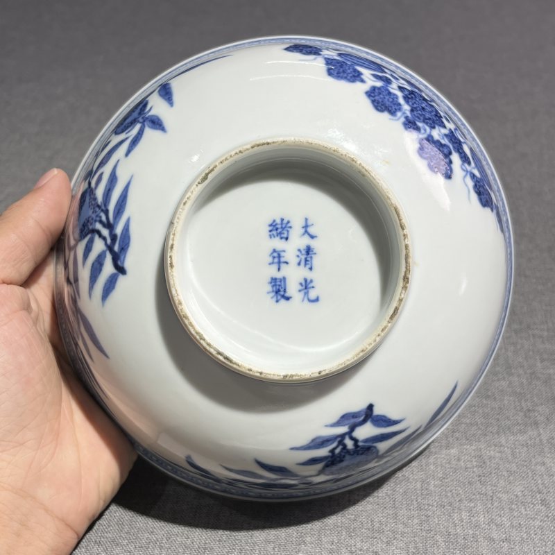 清光绪青花三多纹碗 - 图9