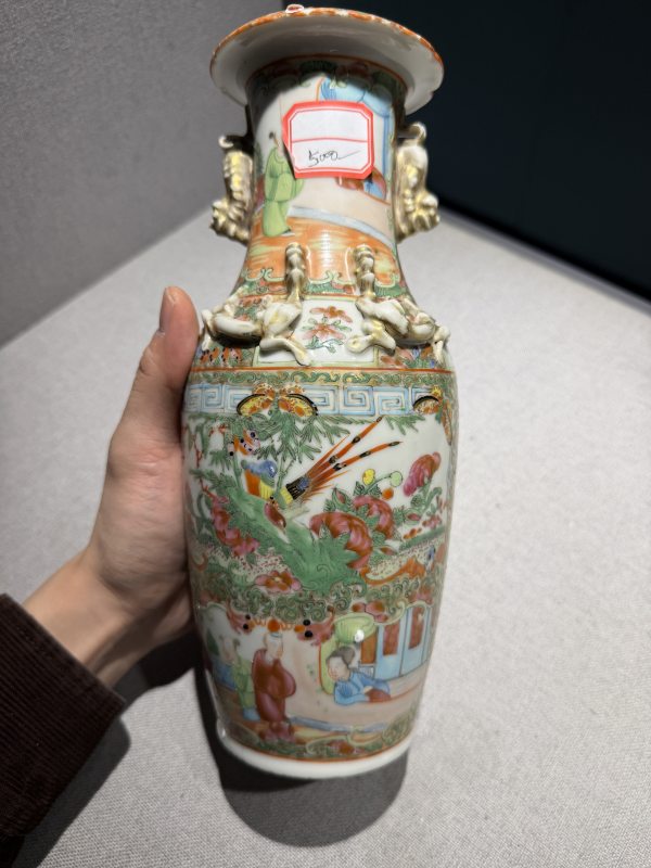 清 粉彩及青花杯、盘瓶一组十二件 - 图26