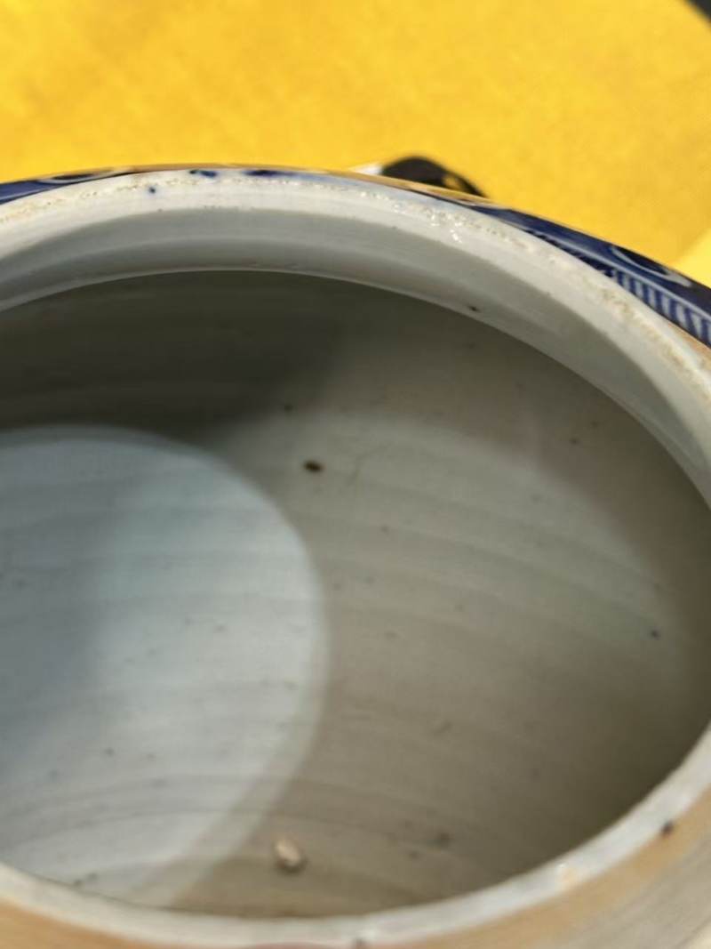 清乾隆 青花缠枝莲纹罐 - 图11