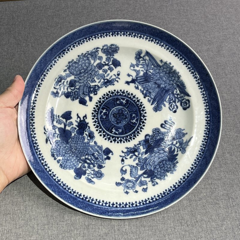 清乾隆青花花卉盘 - 图4
