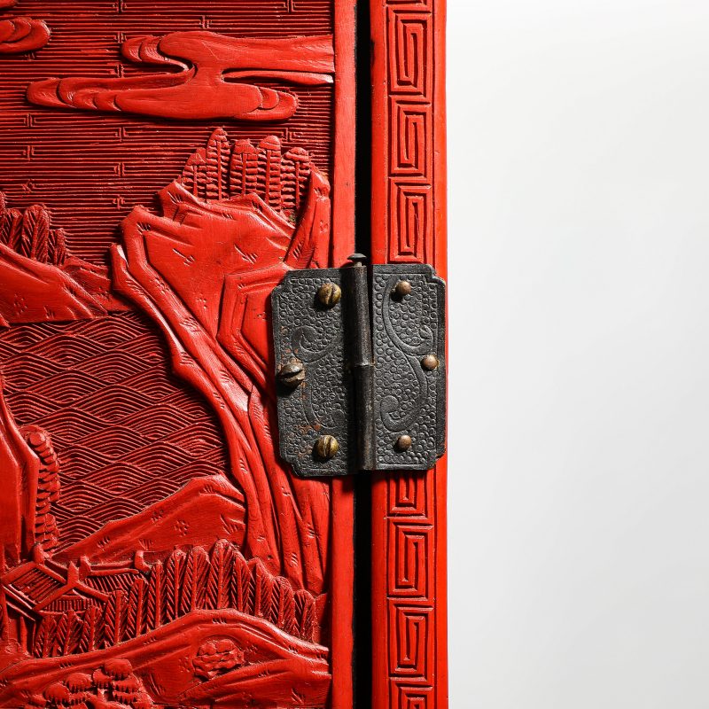 清 剔红山水人物图柜 - 图10