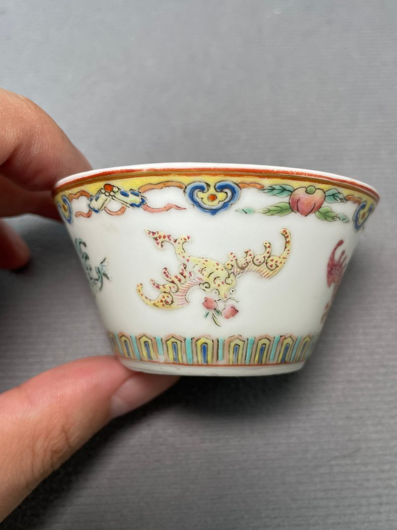 清道光 粉彩福寿纹马蹄杯 - 图9