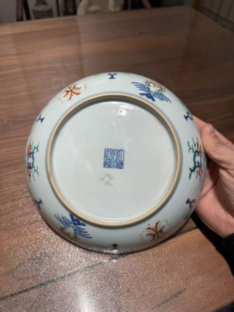 清乾隆 斗彩忍冬纹盘 - 图8
