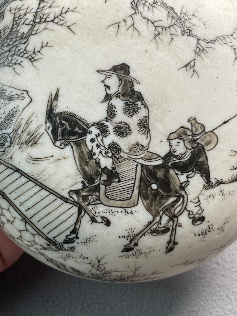 清晚期 反瓷“踏雪寻梅”印泥盒 - 图7