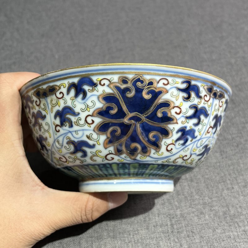 清光绪青花加彩缠枝莲纹碗 - 图4