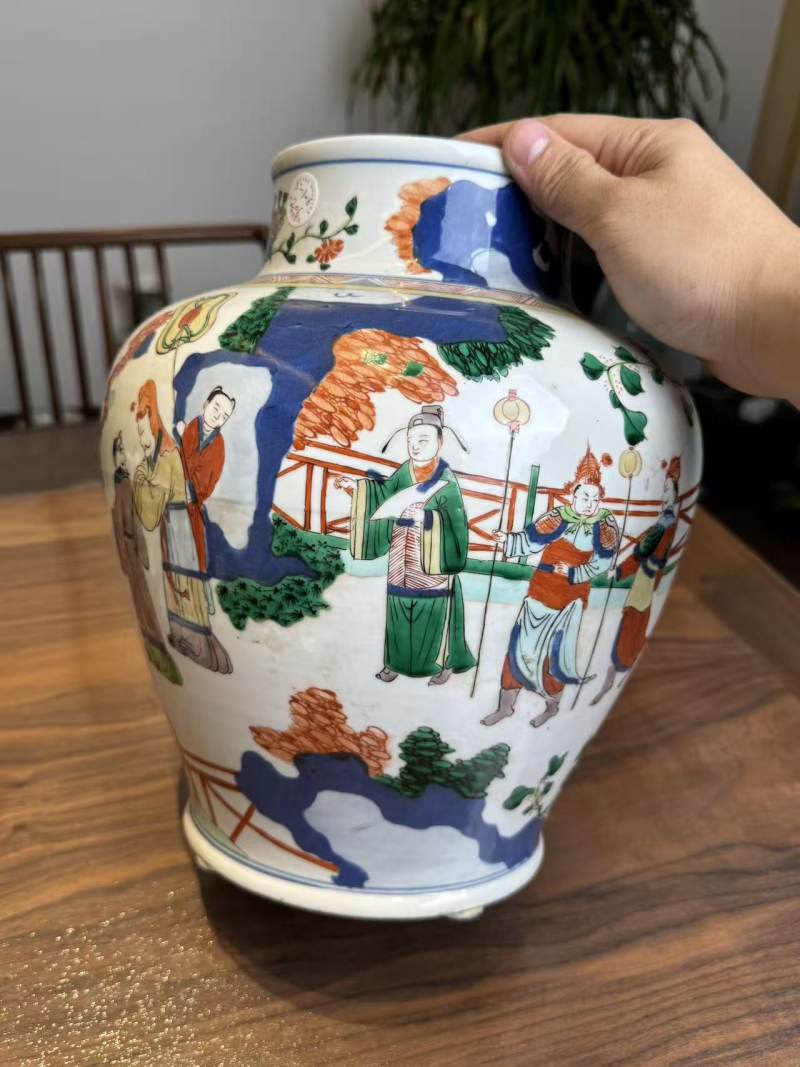 清晚期 五彩庭院雅集人物罐 - 图5