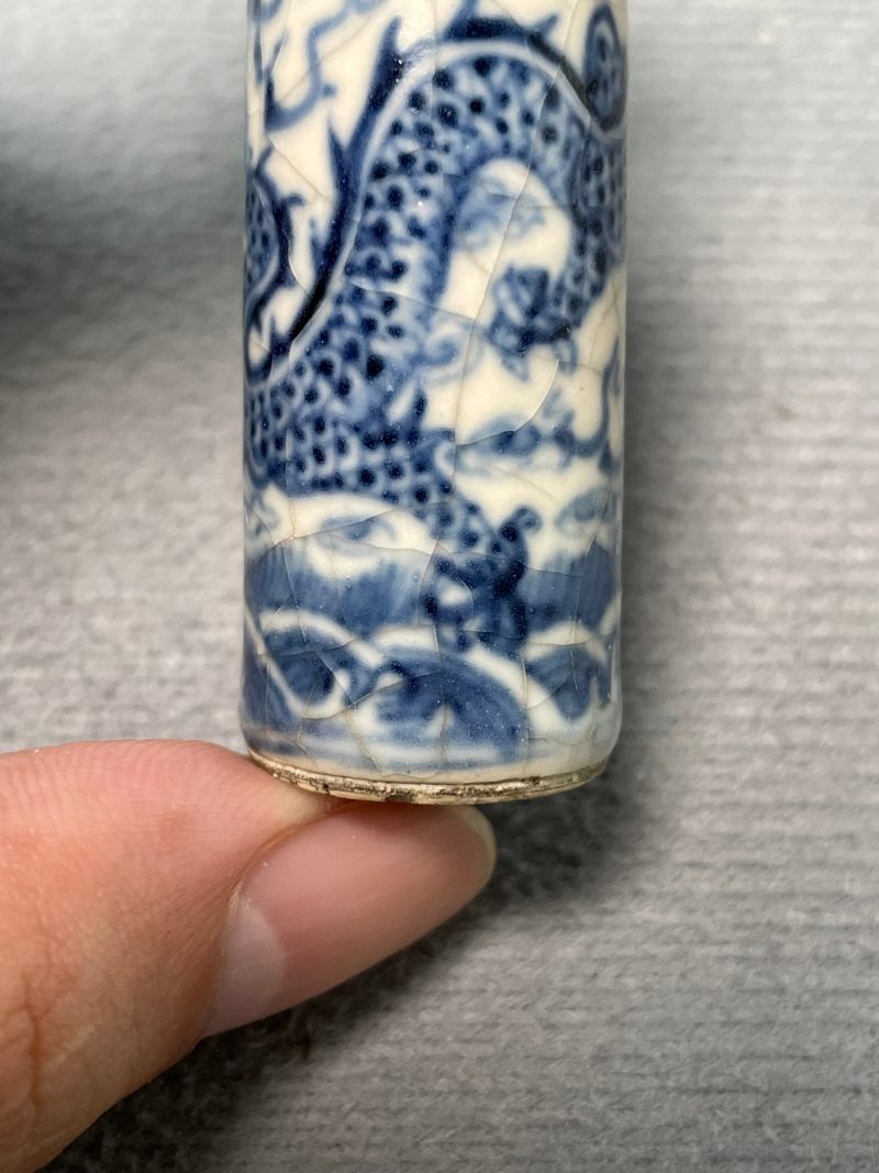 清晚期 浆胎青花龙纹鼻烟壶 - 图13
