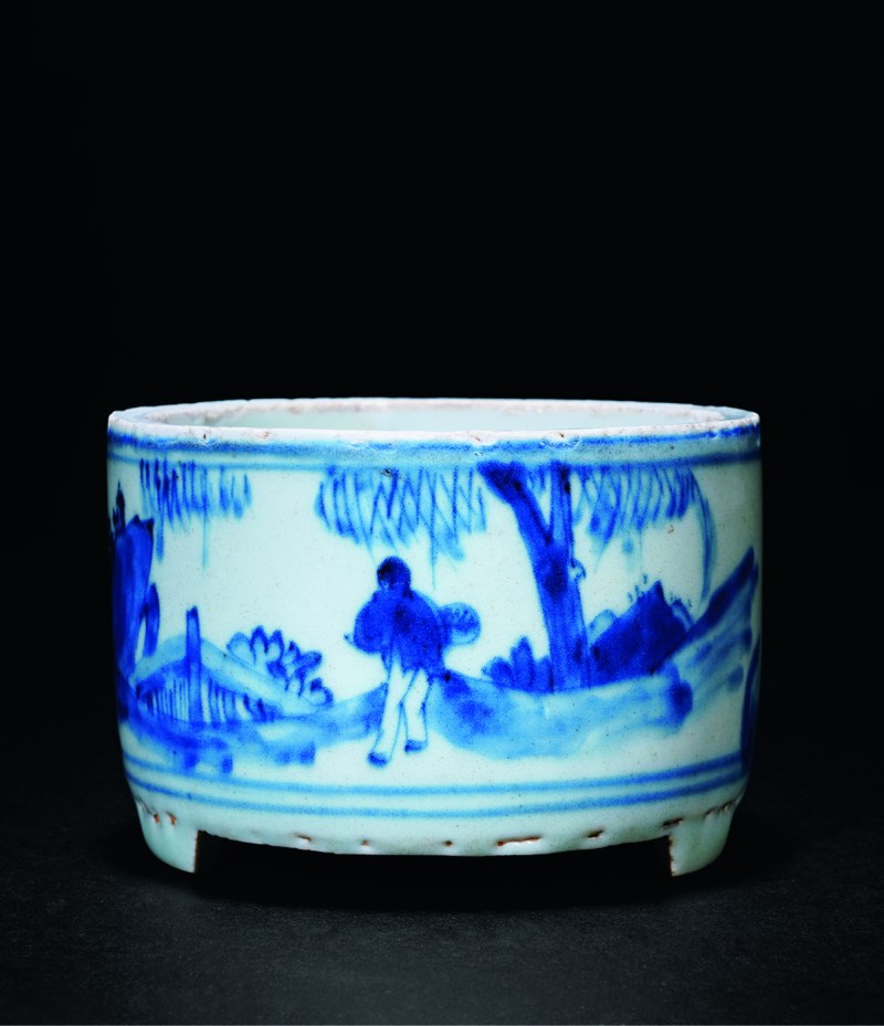 明天启 青花高士图三足炉 - 图1