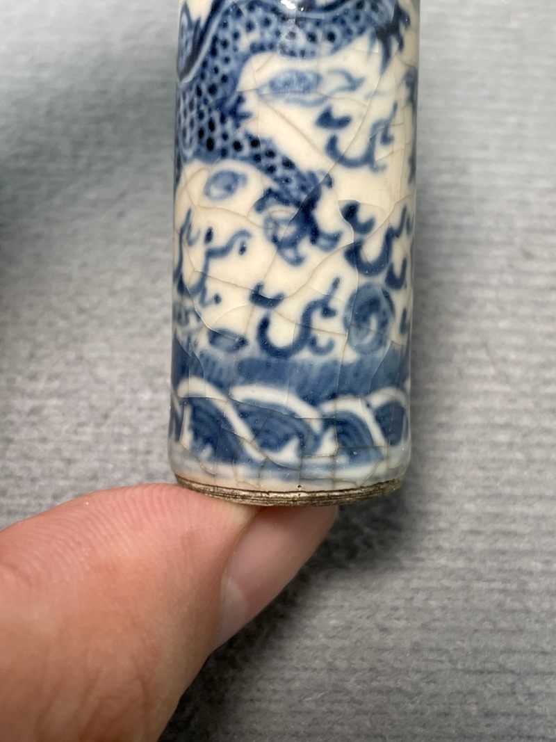 清晚期 浆胎青花龙纹鼻烟壶 - 图14