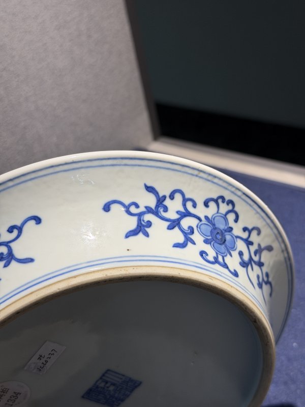 清 青花八宝纹花盆连托 - 图10