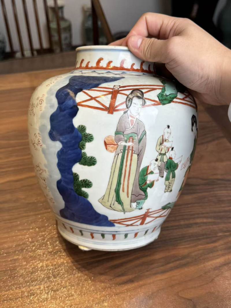 清晚期 五彩四妃十六子罐 - 图3