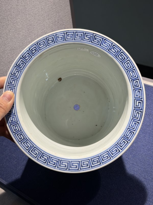 清 青花八宝纹花盆连托 - 图12