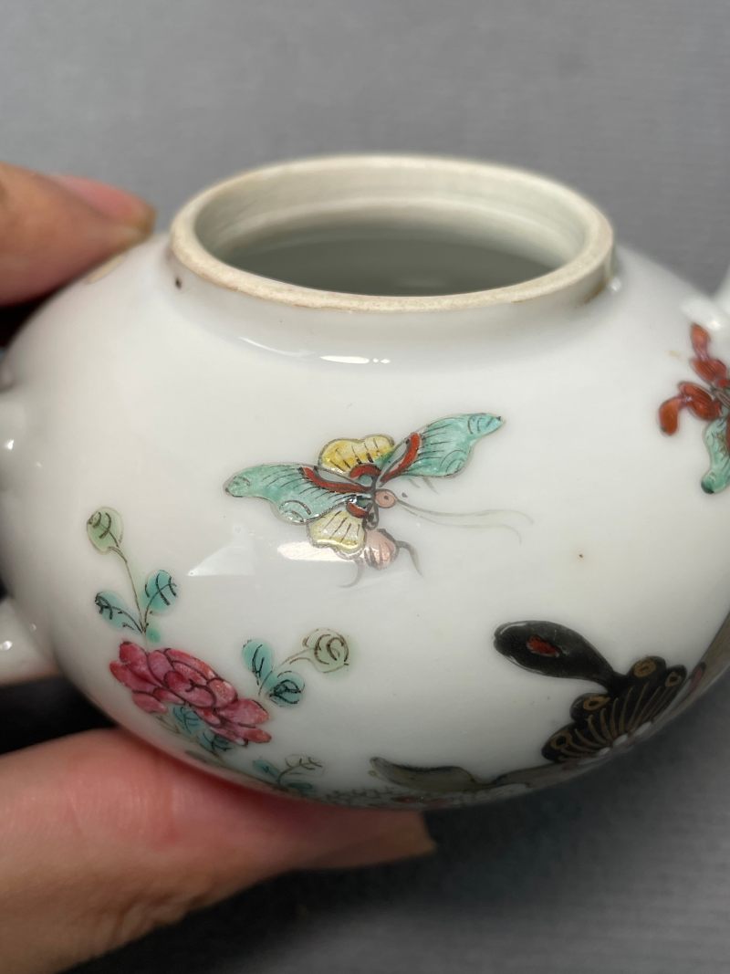 清晚期  粉彩花卉执壶 - 图11