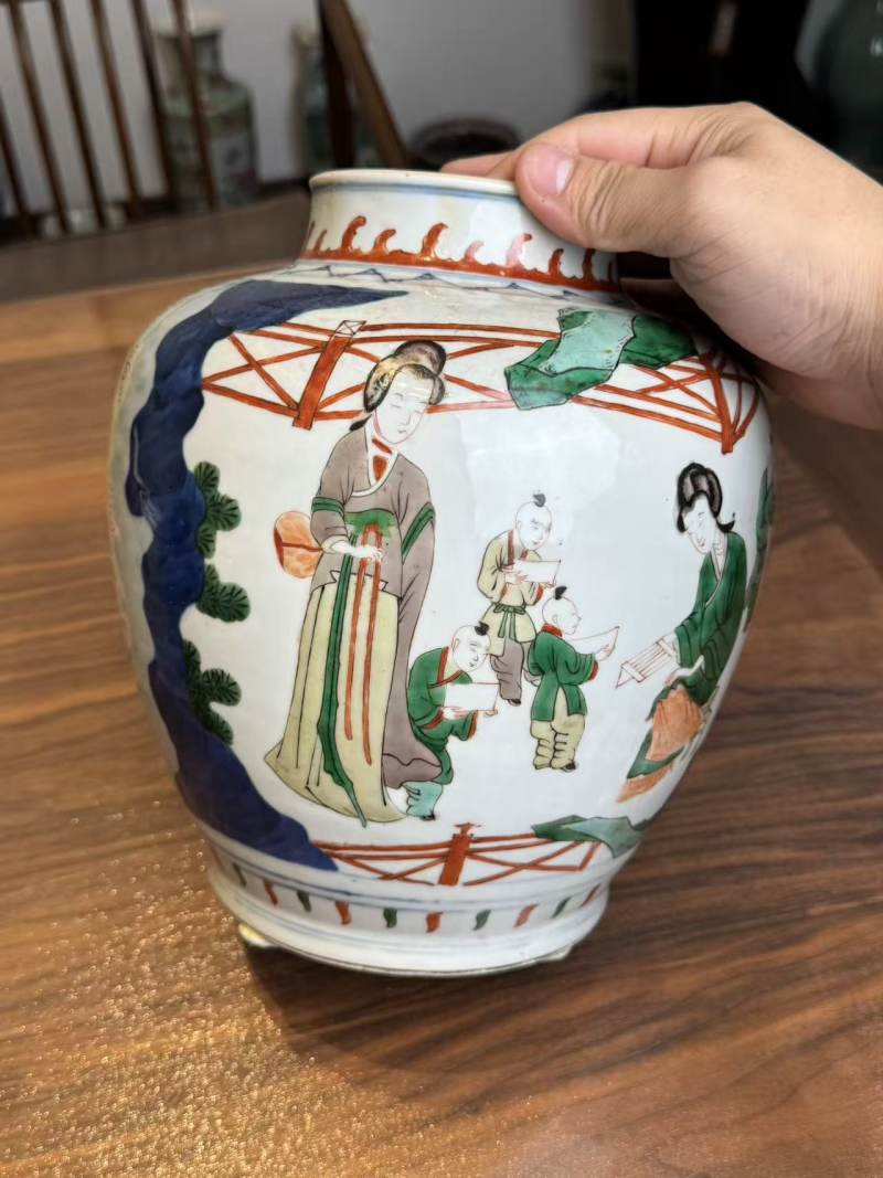 清晚期 五彩四妃十六子罐 - 图4