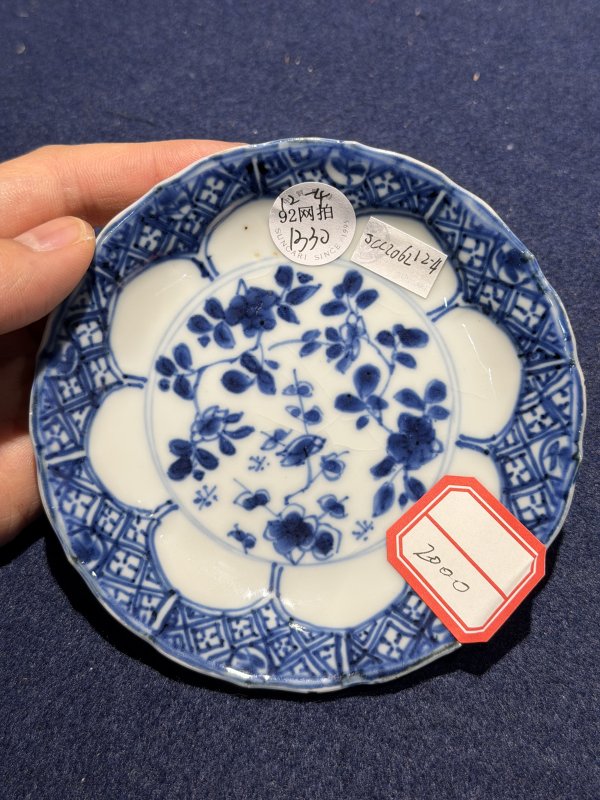 清 粉彩及青花杯、盘瓶一组十二件 - 图9
