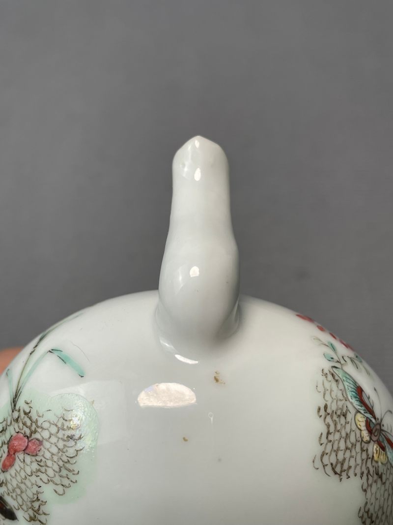清晚期  粉彩花卉执壶 - 图13