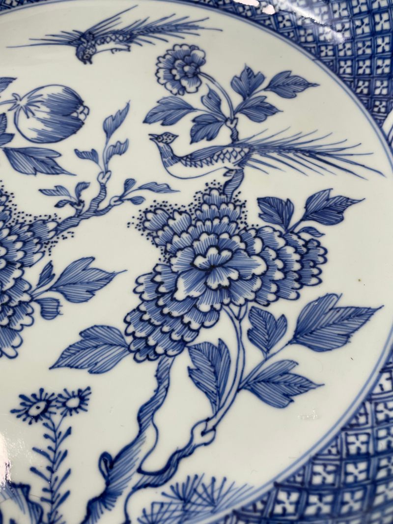 清乾隆  青花花卉纹大盘 - 图7