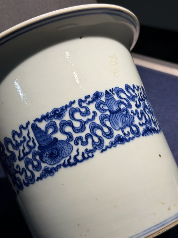 清 青花八宝纹花盆连托 - 图15