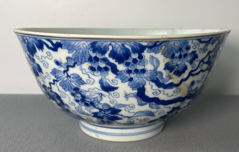 清康熙 青花松鼠葡萄纹碗 - 图3