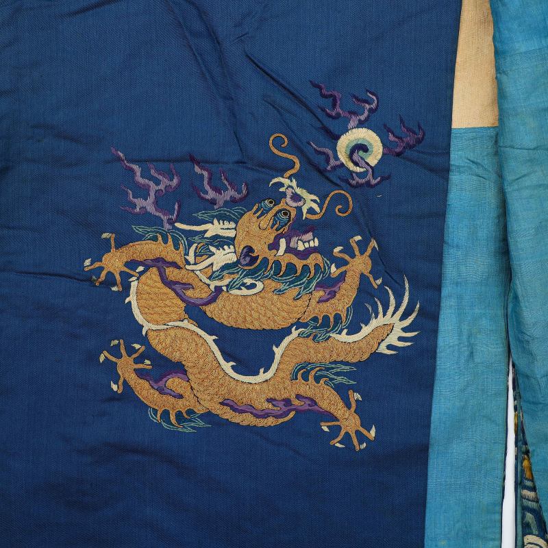 清晚期 盘金彩绣龙纹吉服袍 - 图9