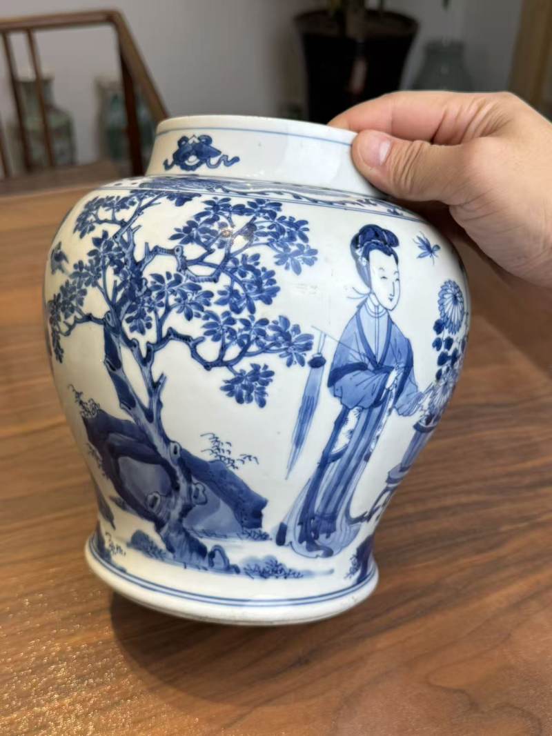 清康熙 青花四美图罐 - 图2