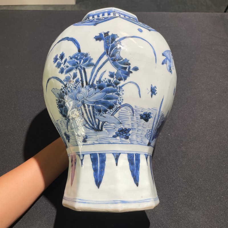 明崇祯 青花花鸟纹八方罐 - 图5
