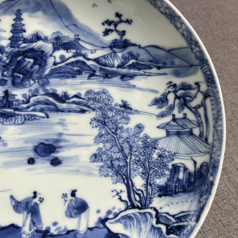 清康熙青花披麻山水人物盘 - 图7