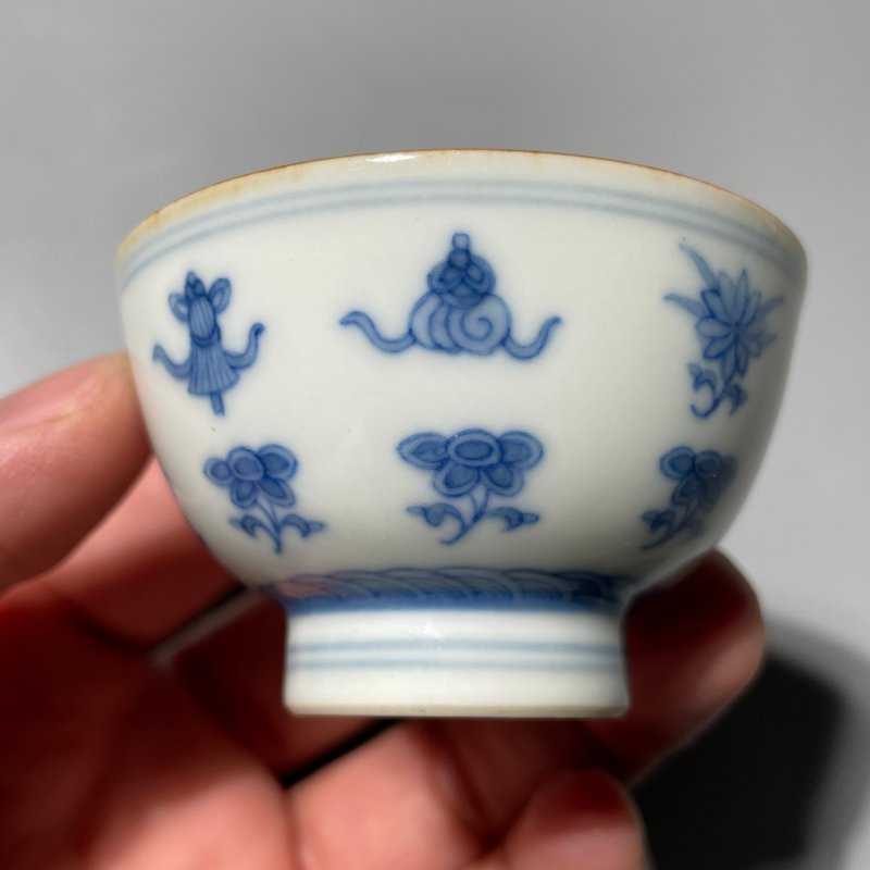 清康熙 青花八宝纹杯 - 图6