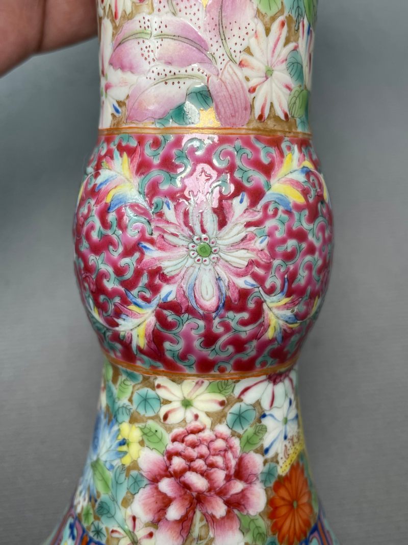 清晚期  百花不落地花觚 - 图16