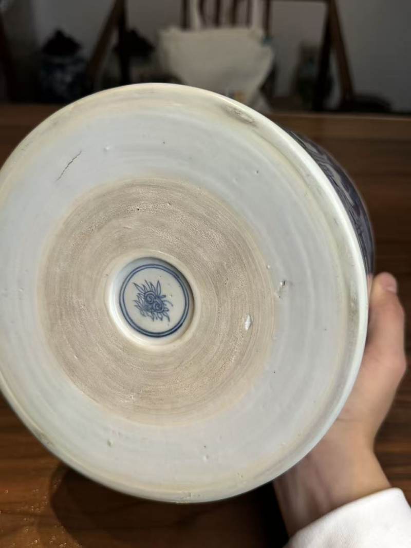 清康熙 青花翻羹不恚故事笔筒 - 图12