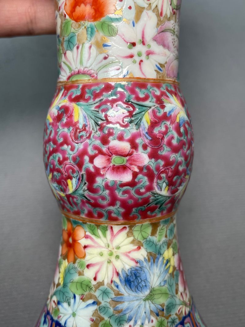清晚期  百花不落地花觚 - 图17