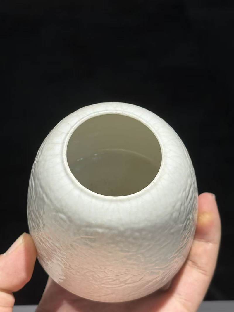 清早期 仿定釉牵牛花纹马蹄水盂（带木座） - 图9