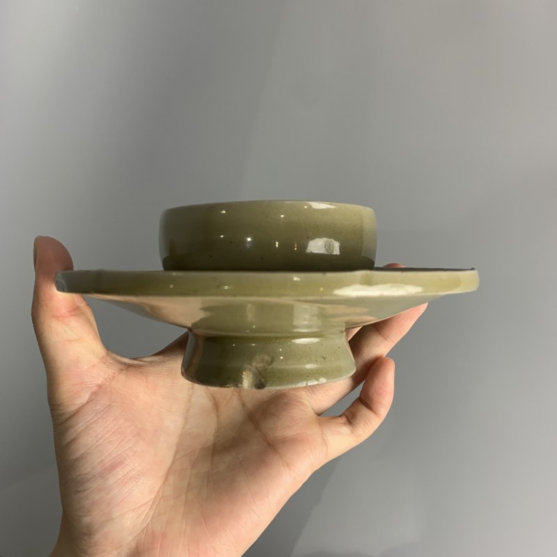 明代 高丽青黄釉盏托 - 图12