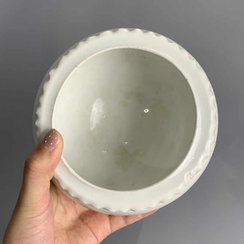 明代 白釉花口钵 - 图12