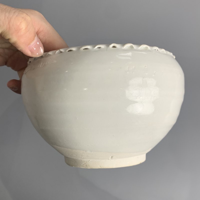 明代 白釉花口钵 - 图14