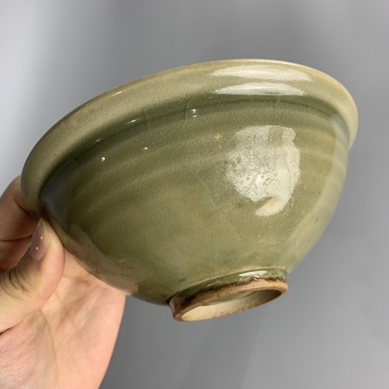 明代 青釉落花流水折沿盏 - 图10