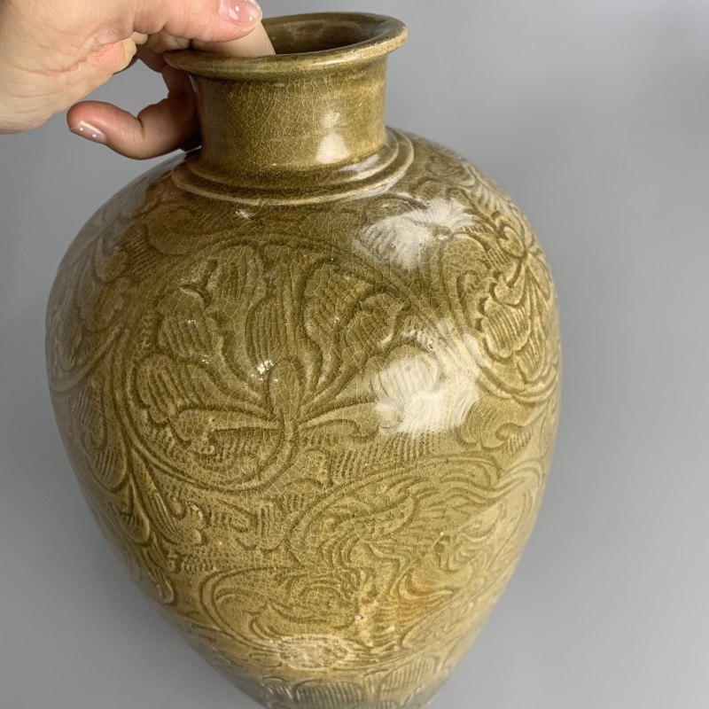 明代 青黄釉刻鸾凤和鸣梅瓶 - 图12