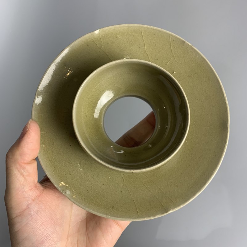 明代 高丽青黄釉盏托 - 图4