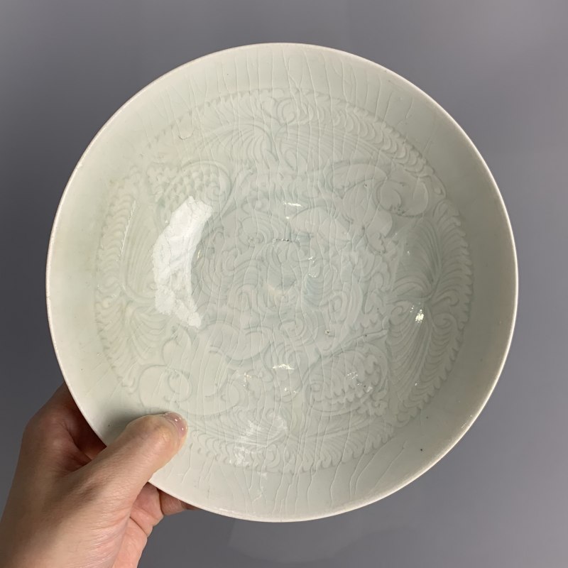 明代 青白釉刻娃娃碗 - 图5